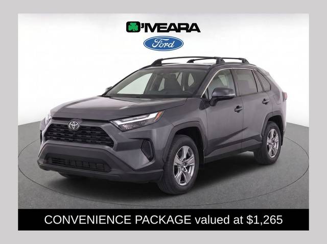 2023 Toyota RAV4 XLE FWD photo