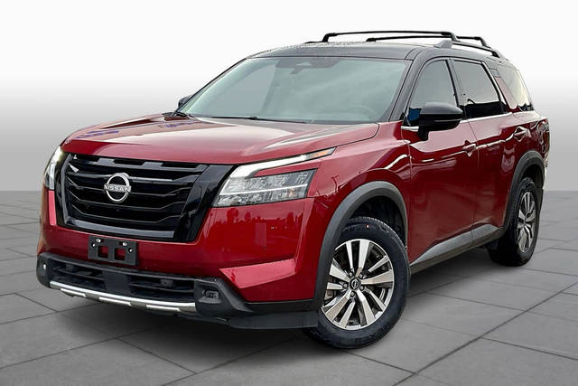 2023 Nissan Pathfinder SL FWD photo