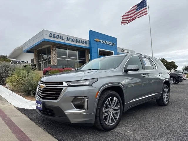 2023 Chevrolet Traverse High Country AWD photo