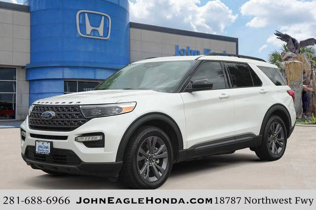2023 Ford Explorer XLT RWD photo