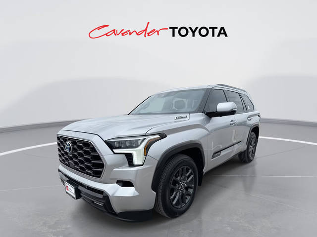 2023 Toyota Sequoia Platinum 4WD photo