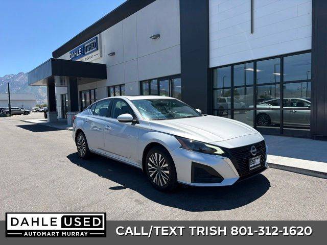 2023 Nissan Altima 2.5 SV AWD photo