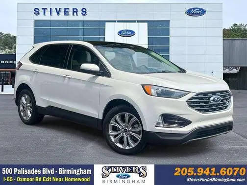 2022 Ford Edge Titanium AWD photo