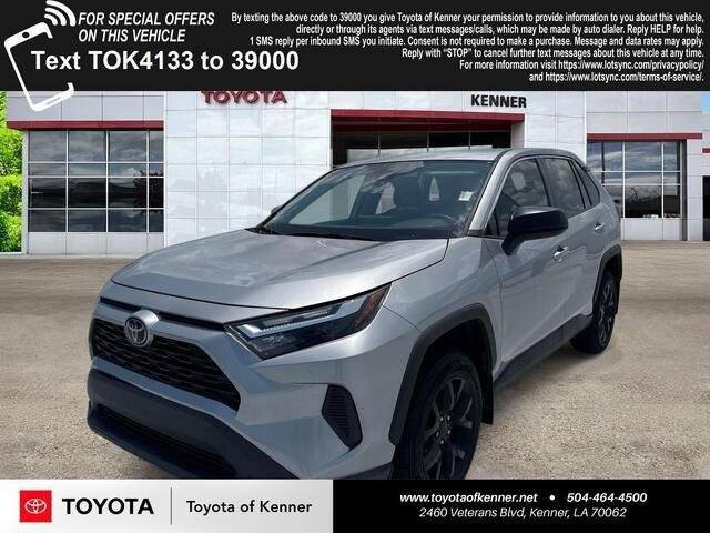 2023 Toyota RAV4 LE FWD photo