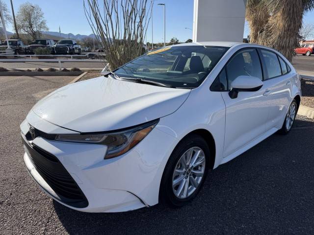 2023 Toyota Corolla LE FWD photo