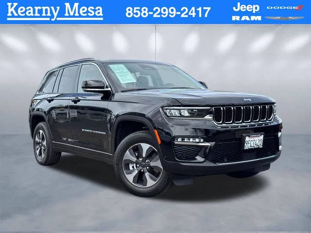 2022 Jeep Grand Cherokee  4WD photo