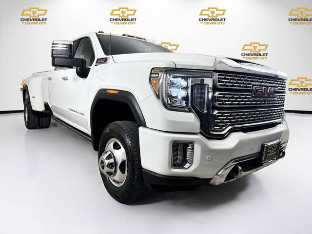 2023 GMC Sierra 3500HD Denali 4WD photo