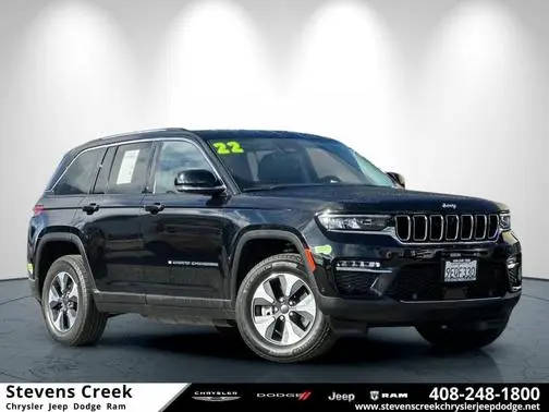 2022 Jeep Grand Cherokee 4WD photo
