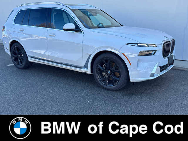 2023 BMW X7 xDrive40i AWD photo