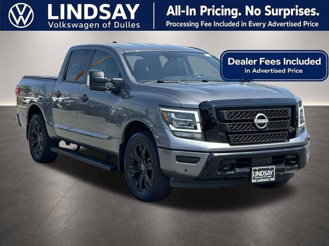 2023 Nissan Titan SV 4WD photo
