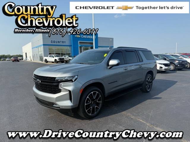 2023 Chevrolet Suburban RST 4WD photo