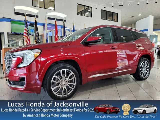 2023 GMC Terrain Denali AWD photo