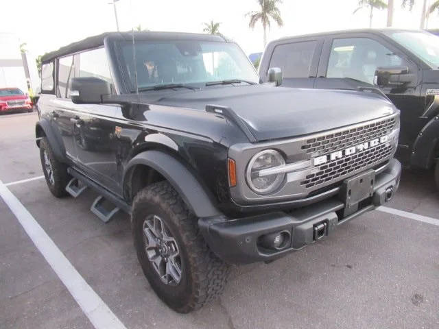 2022 Ford Bronco 4 Door Badlands 4WD photo