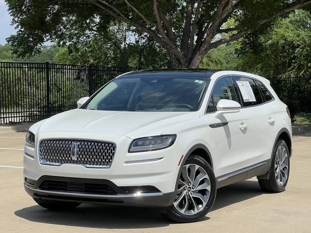 2022 Lincoln Nautilus Reserve AWD photo