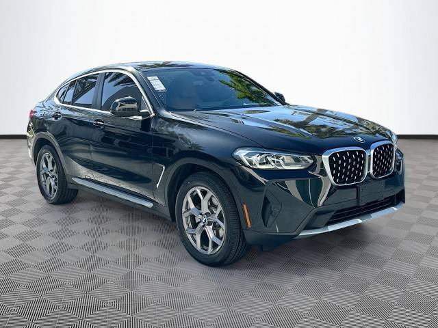 2023 BMW X4 xDrive30i AWD photo