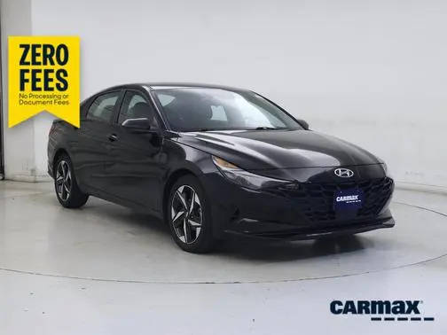 2023 Hyundai Elantra SEL FWD photo