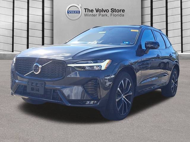 2023 Volvo XC60 Plus Dark Theme AWD photo