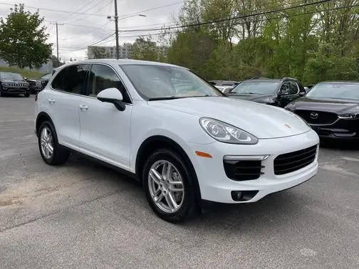 2016 Porsche Cayenne S AWD photo
