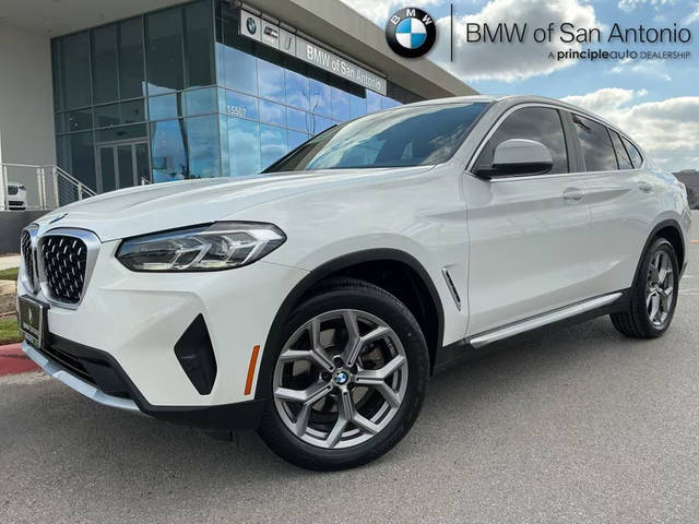 2023 BMW X4 xDrive30i AWD photo