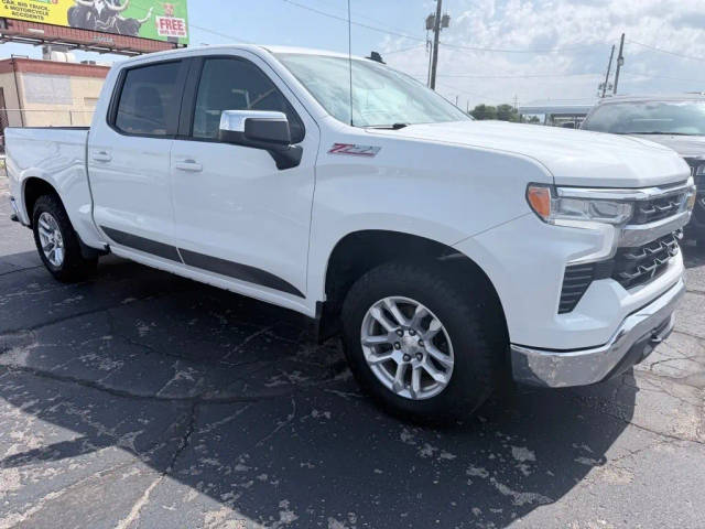 2023 Chevrolet Silverado 1500 LT 4WD photo