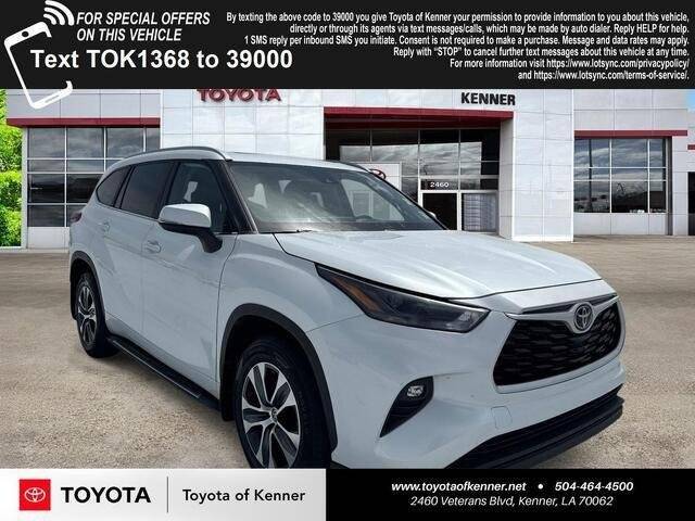 2023 Toyota Highlander XLE FWD photo