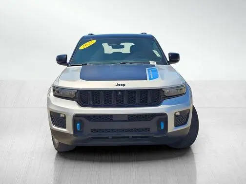 2022 Jeep Grand Cherokee Trailhawk 4WD photo