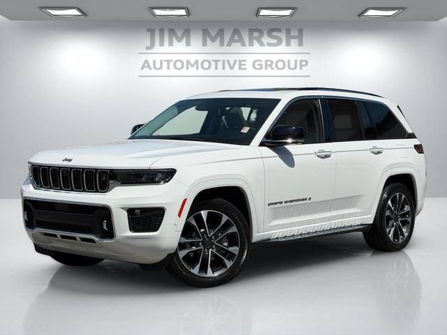 2023 Jeep Grand Cherokee Overland 4WD photo