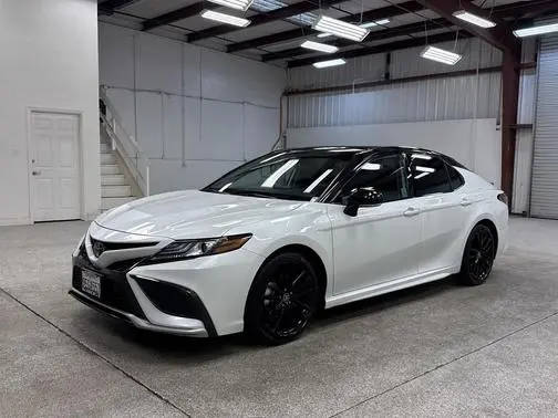 2023 Toyota Camry XSE FWD photo