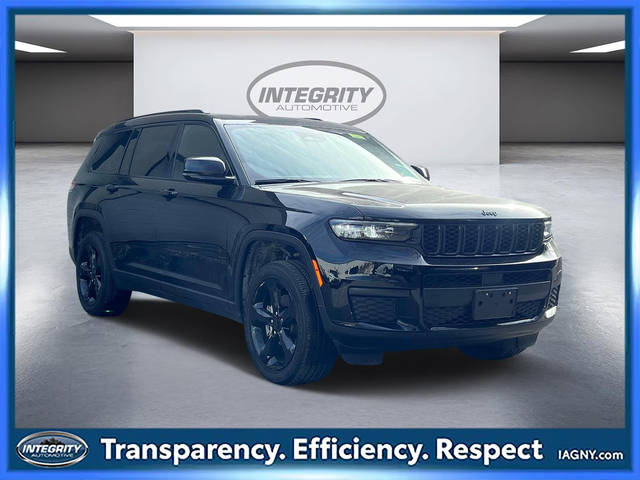 2023 Jeep Grand Cherokee L Altitude 4WD photo