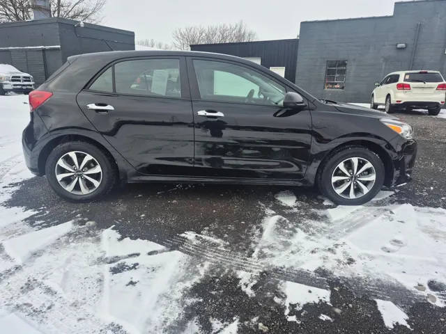 2023 Kia Rio S FWD photo