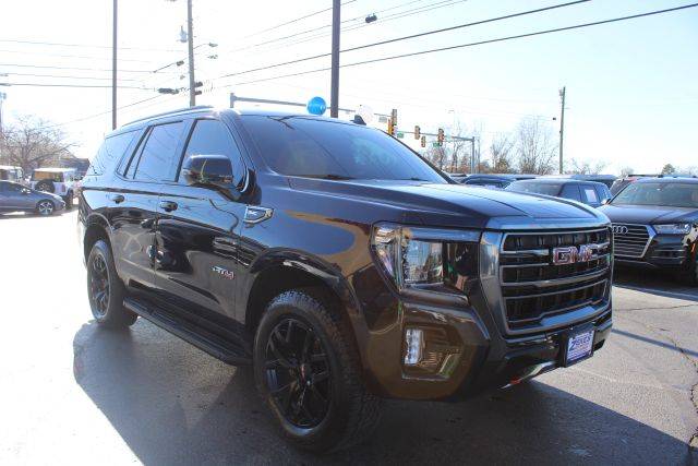 2022 GMC Yukon AT4 4WD photo