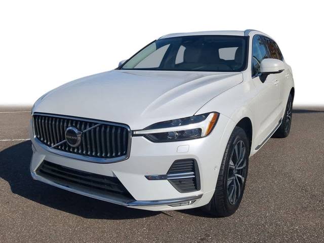 2023 Volvo XC60 Plus Bright Theme AWD photo