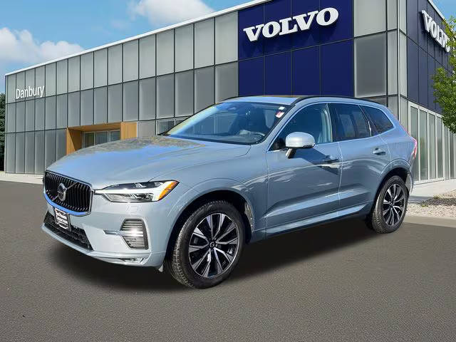 2023 Volvo XC60 Core AWD photo