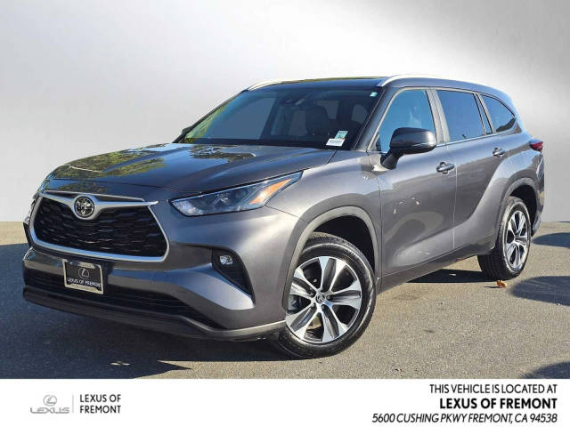 2023 Toyota Highlander XLE FWD photo