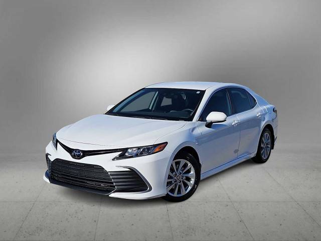 2023 Toyota Camry LE FWD photo