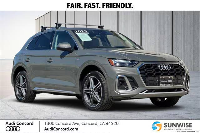 2023 Audi Q5 S line Premium AWD photo