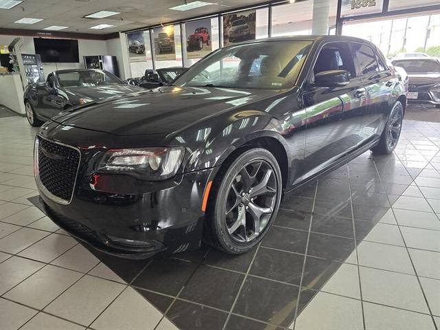2021 Chrysler 300 300S RWD photo