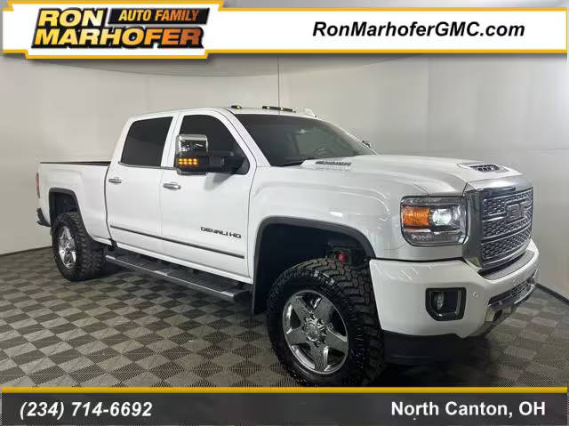 2019 GMC Sierra 2500HD Denali 4WD photo