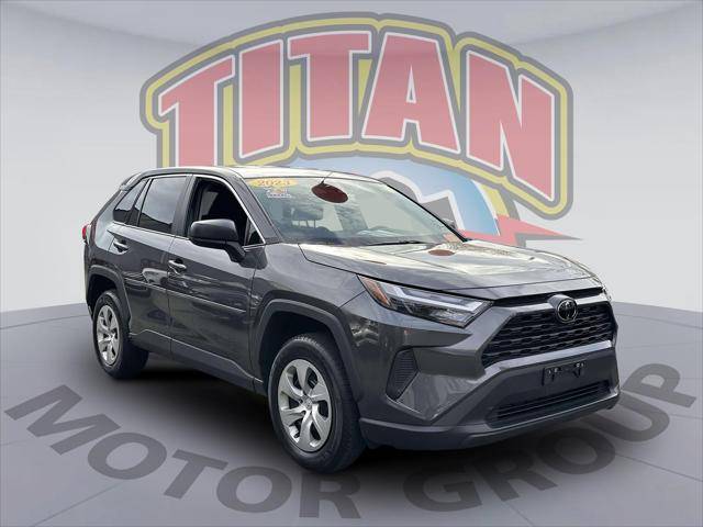 2023 Toyota RAV4 LE AWD photo