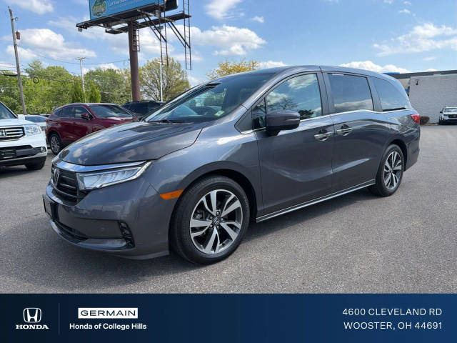 2023 Honda Odyssey Touring FWD photo