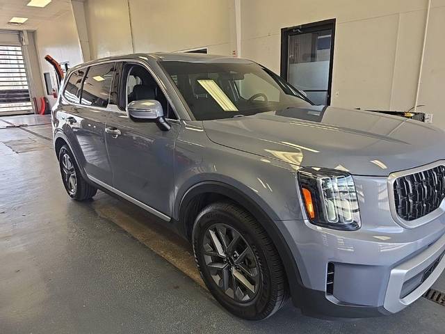 2023 Kia Telluride LX AWD photo