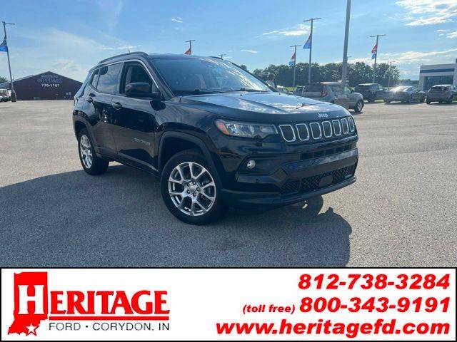 2022 Jeep Compass Latitude Lux 4WD photo