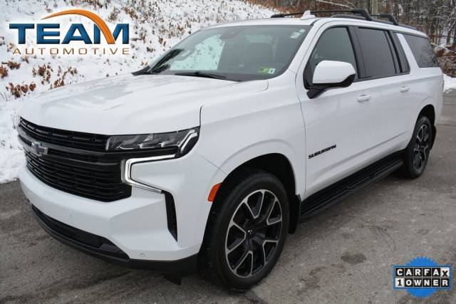 2023 Chevrolet Suburban RST 4WD photo