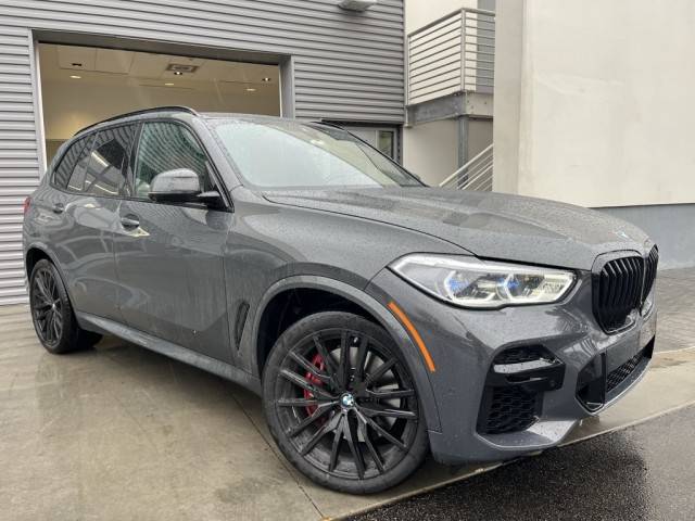 2023 BMW X5 M50i AWD photo