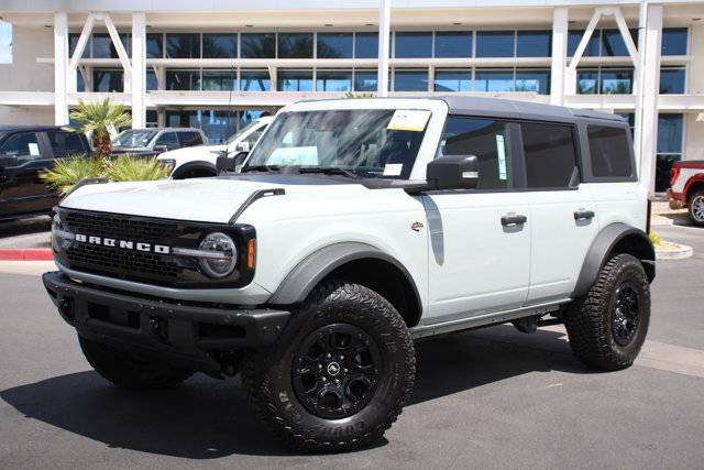 2023 Ford Bronco 4 Door Wildtrak 4WD photo