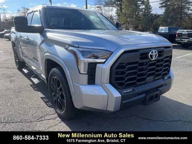 2023 Toyota Tundra SR5 4WD photo