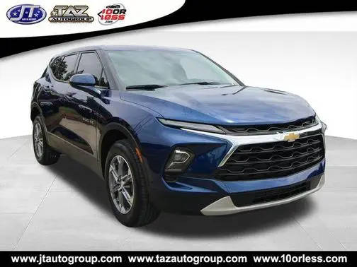 2023 Chevrolet Blazer LT FWD photo