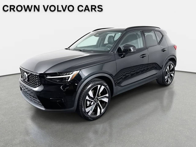 2023 Volvo XC40 Ultimate Dark Theme AWD photo