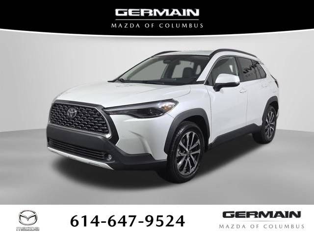 2023 Toyota Corolla Cross XLE AWD photo