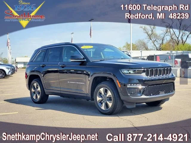 2022 Jeep Grand Cherokee 4WD photo